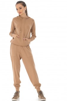 Costum casual Roh TR467 camel din tricot moale