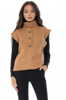 Thick sleeveless jumper Aimelia Br2497 in Camel with contrasting buttons